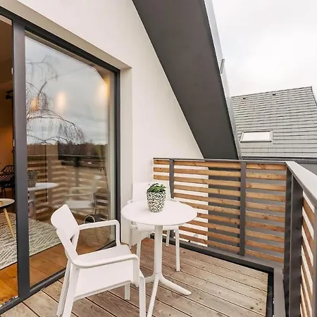 Black Pearl Baltic Concept Apartment